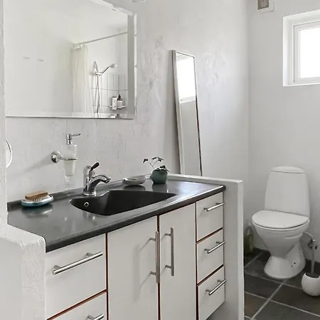 2 Bedroom In Ost Lägenhet *